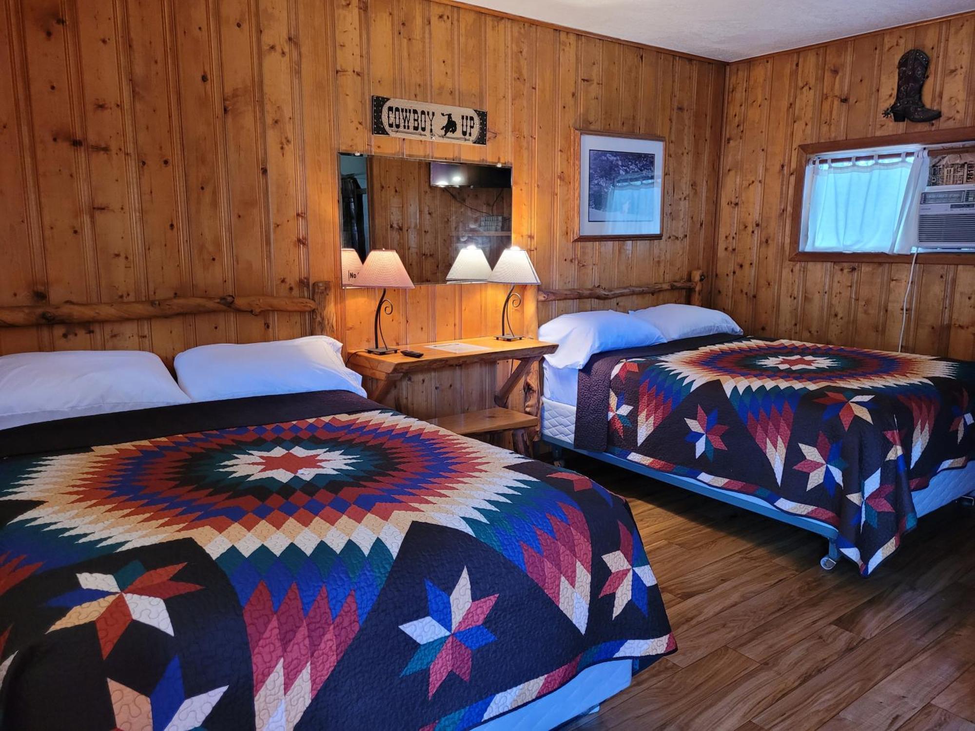 Dolores Outpost Motel On The River מראה חיצוני תמונה